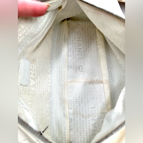 Auth Chanel White Chocolate Bar - Picture 15 of 15